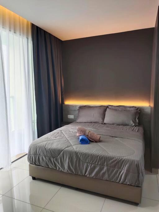 バトゥ洞窟Urban360 Pool View With Netflix And Wifiアパートメント エクステリア 写真